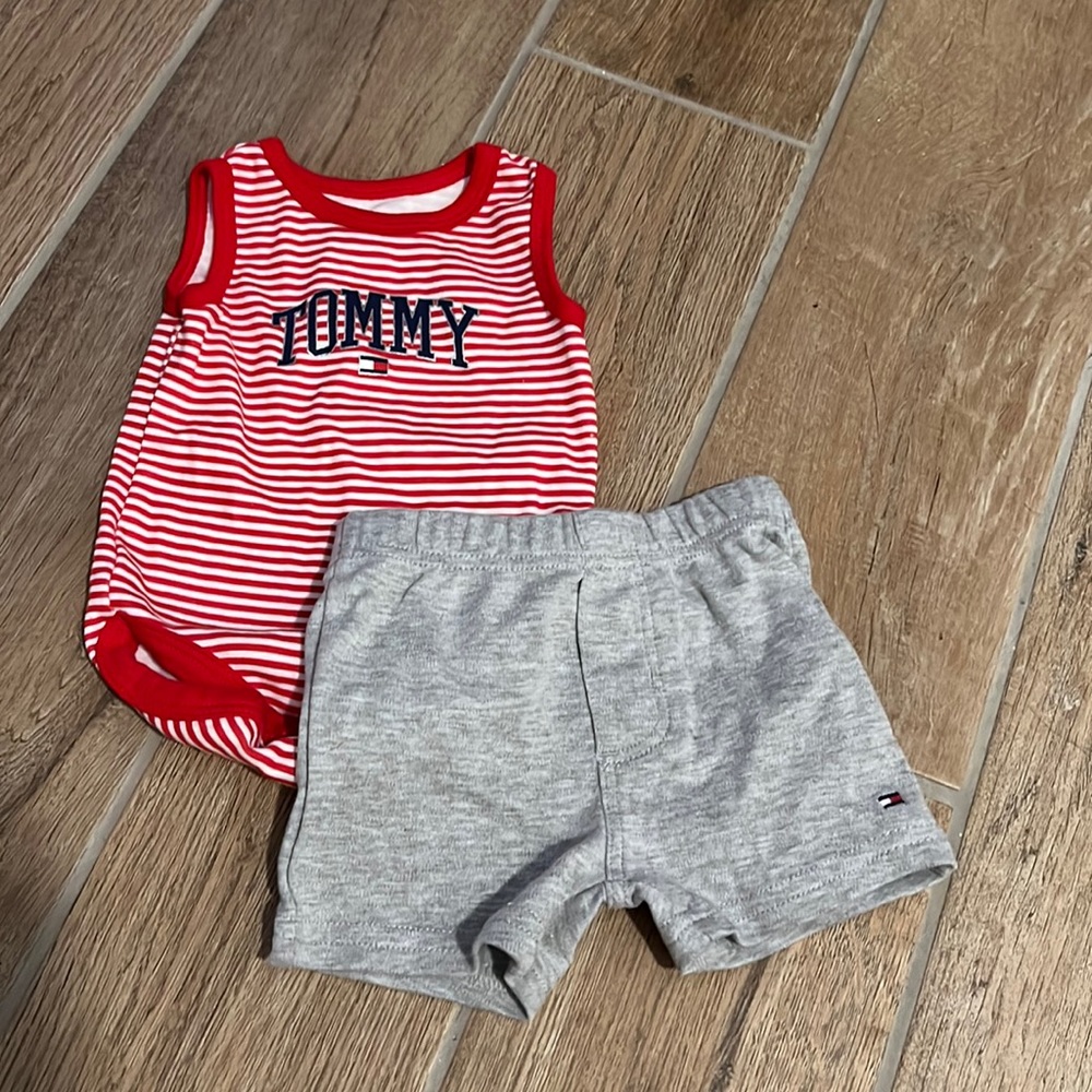 Tommy Hilfiger tank and shorts set, 0-3 months